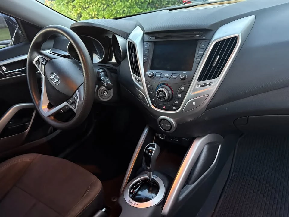 2014 Hyundai Veloster - Image 7 of 8
