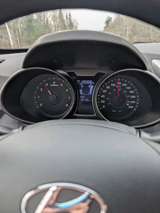 2014 Hyundai Veloster - Image 8 of 10