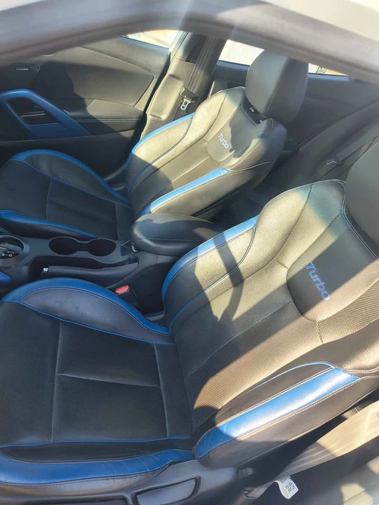 2014 Hyundai Veloster - Image 4 of 5