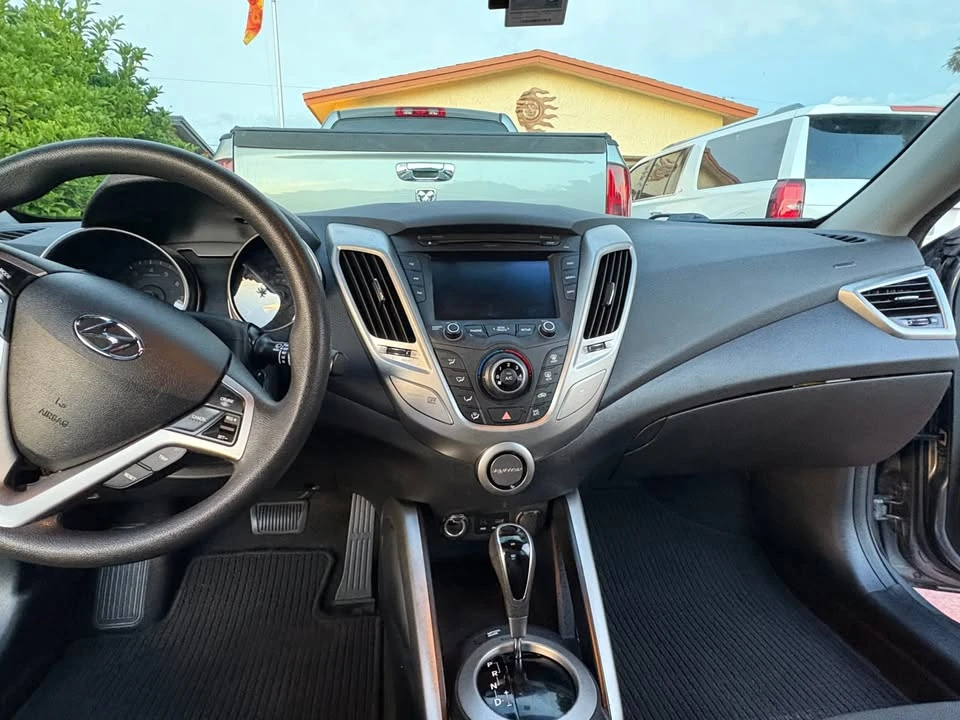 2014 Hyundai Veloster - Image 8 of 8