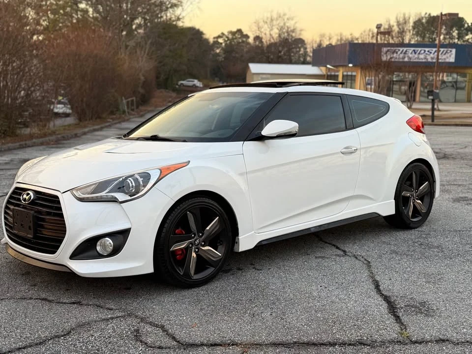 2014 Hyundai Veloster - Image 2 of 12