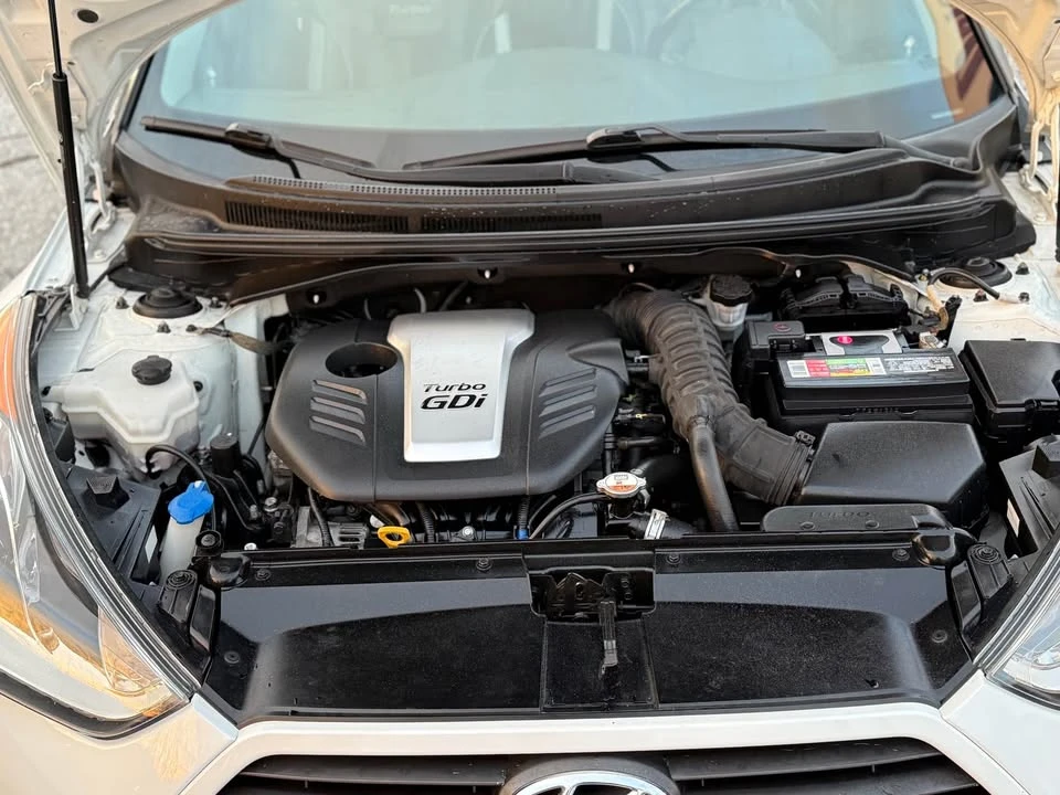 2014 Hyundai Veloster - Image 9 of 12