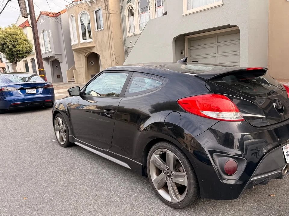 2014 Hyundai Veloster - Image 2 of 6
