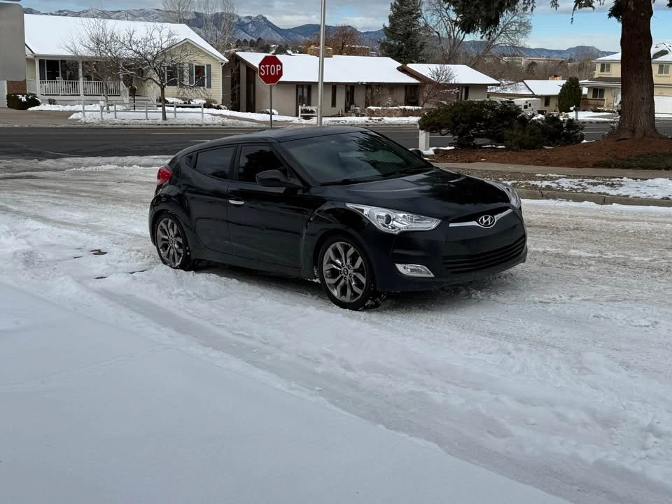 2014 Hyundai Veloster - Image 2 of 7