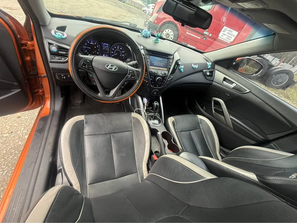 2014 Hyundai Veloster - Image 6 of 7