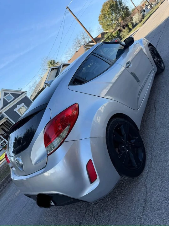 2014 Hyundai Veloster - Image 6 of 17