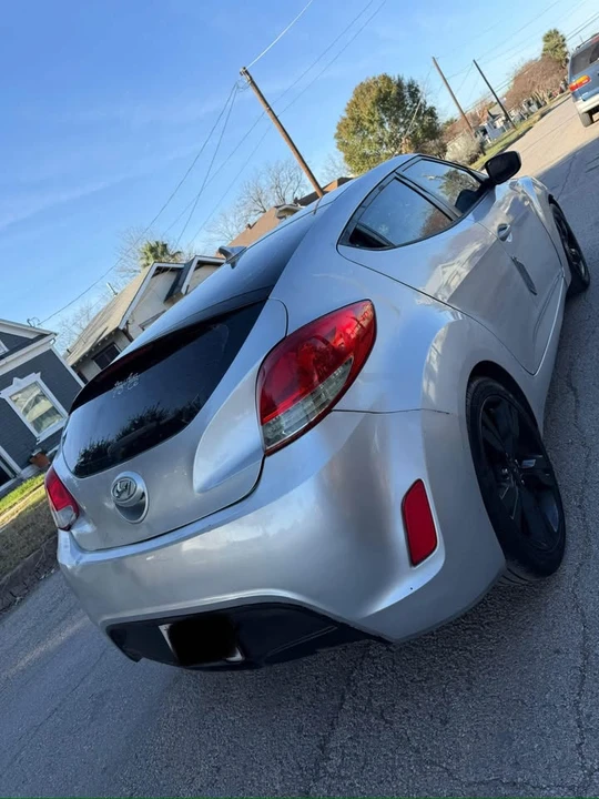 2014 Hyundai Veloster - Image 3 of 17