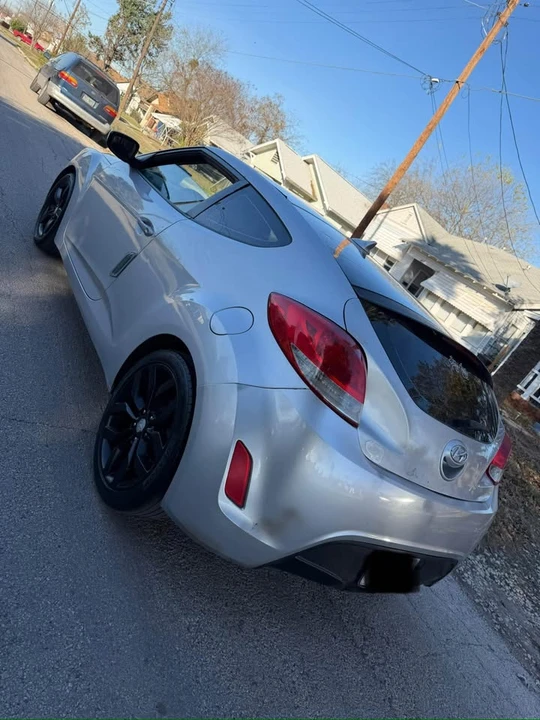 2014 Hyundai Veloster - Image 17 of 17