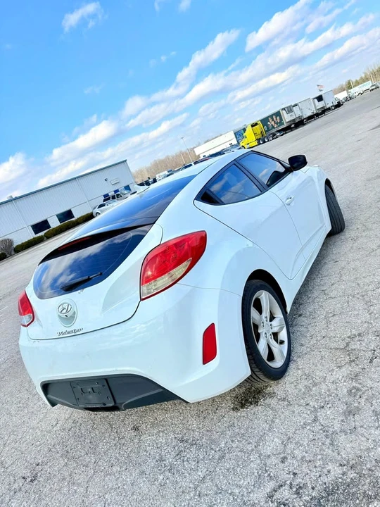 2014 Hyundai Veloster - Image 3 of 15