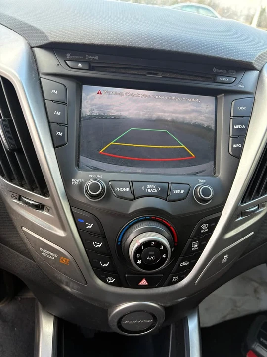 2014 Hyundai Veloster - Image 13 of 15