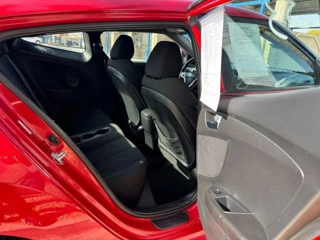 2014 Hyundai Veloster - Image 7 of 18