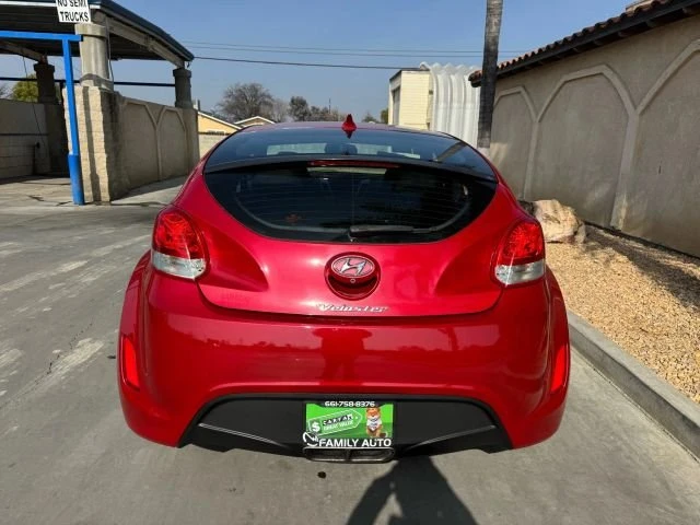 2014 Hyundai Veloster - Image 9 of 18