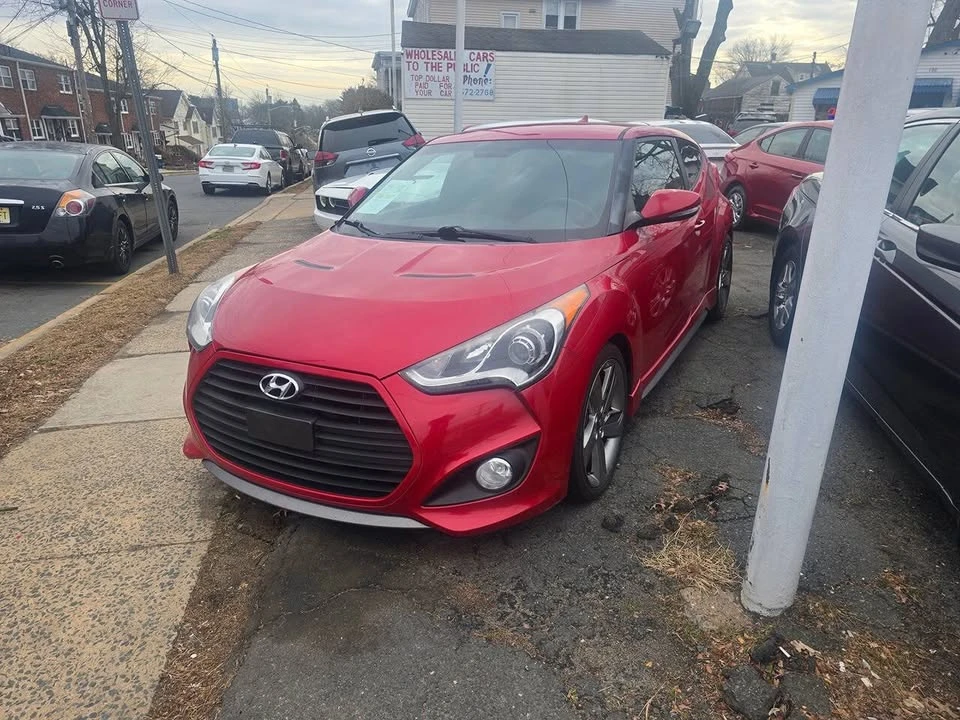 2014 Hyundai Veloster - Image 2 of 4