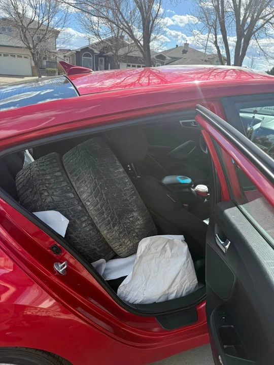 2014 Hyundai Veloster - Image 8 of 12