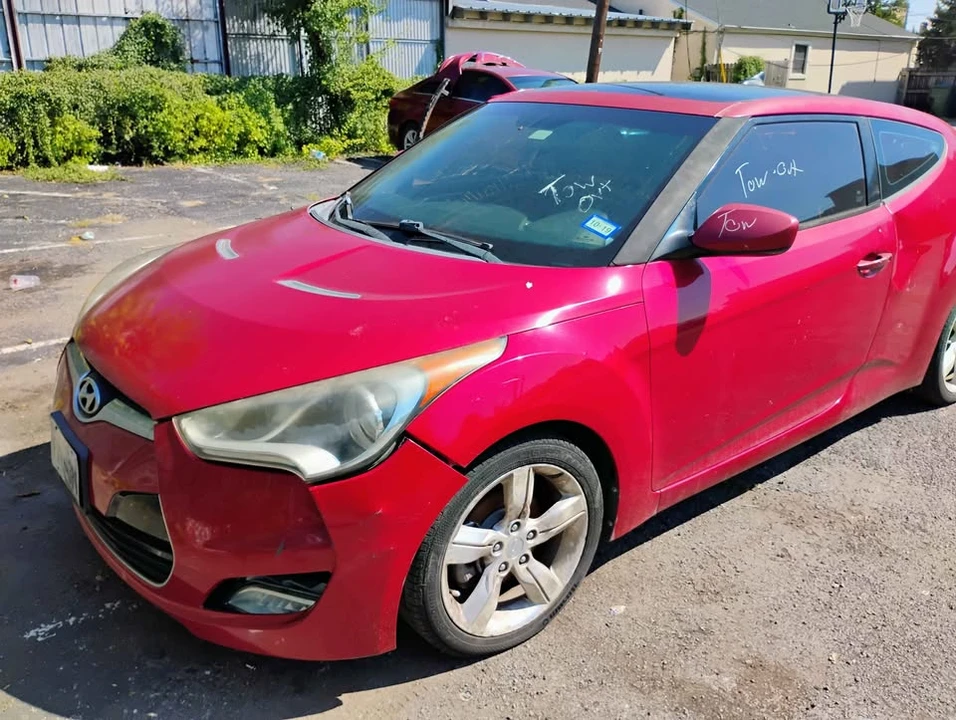 2014 Hyundai Veloster - Image 4 of 4