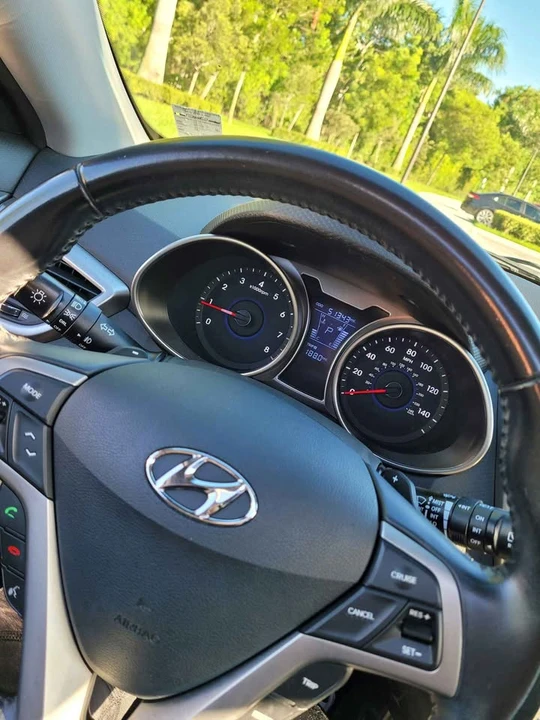 2014 Hyundai Veloster - Image 4 of 6