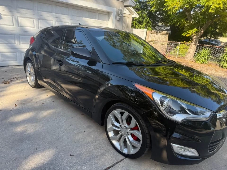 2014 Hyundai Veloster - Image 2 of 9