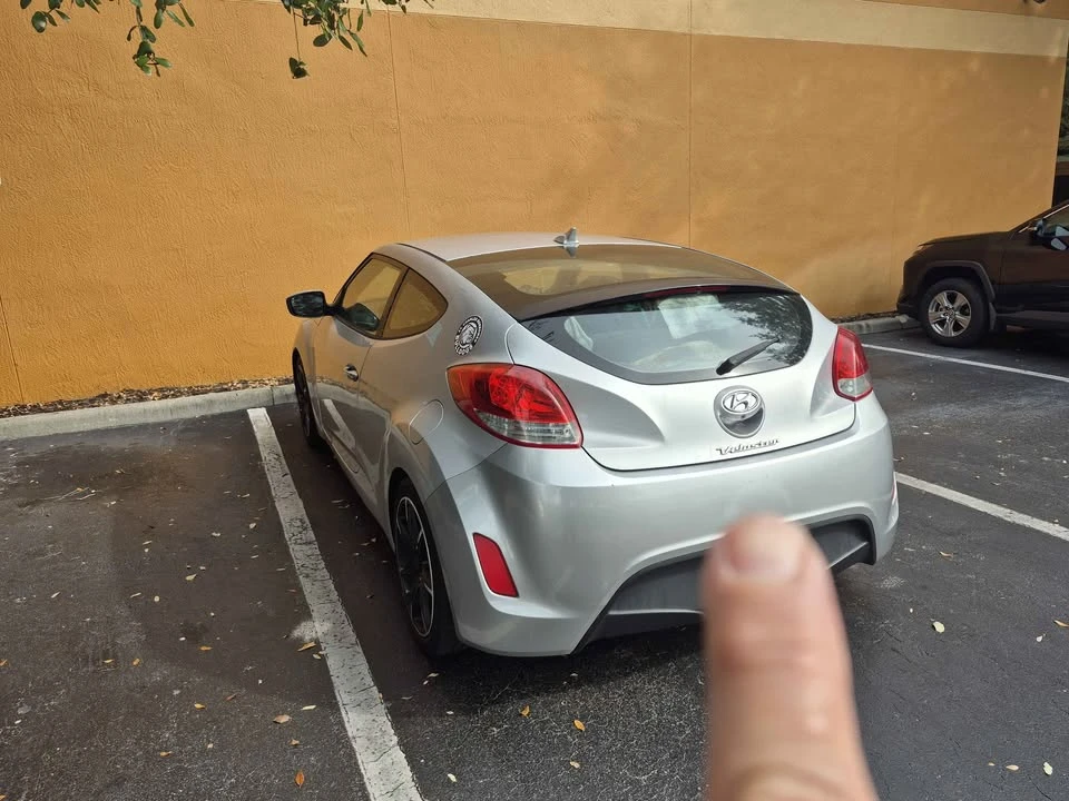 2014 Hyundai Veloster - Image 3 of 6