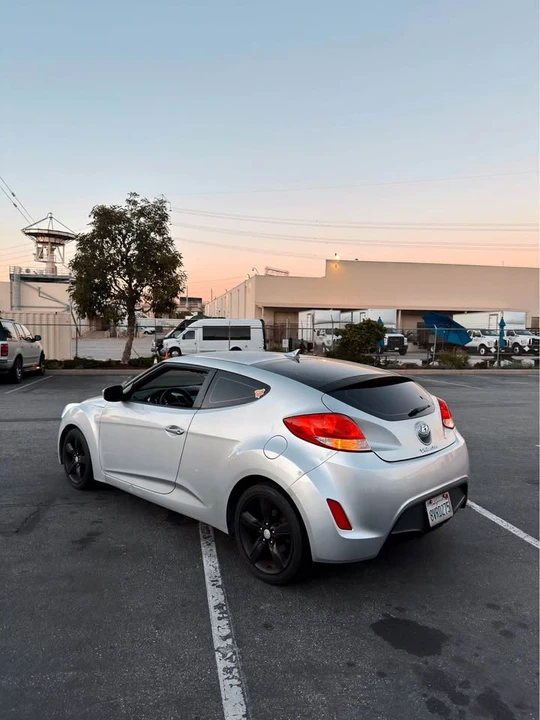 2014 Hyundai Veloster - Image 3 of 6