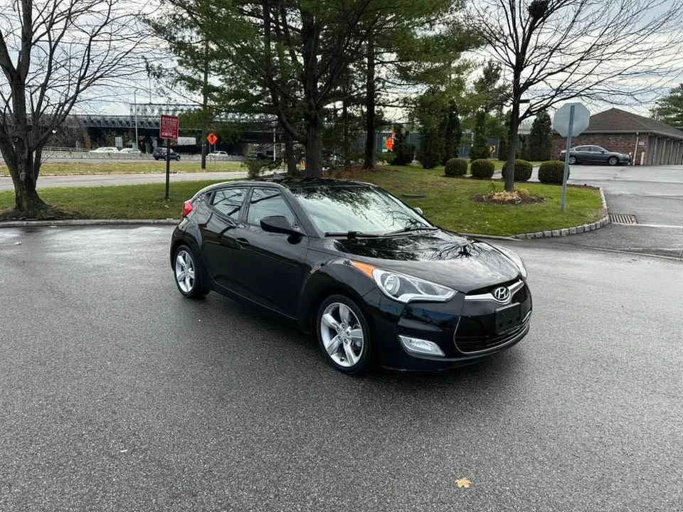 2014 Hyundai Veloster - Image 13 of 18