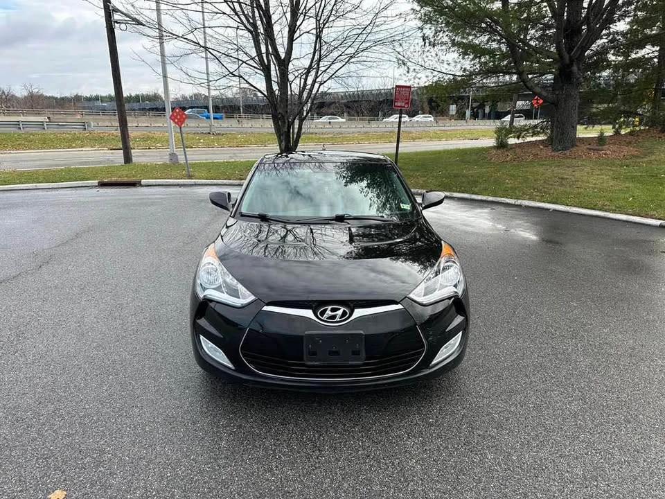 2014 Hyundai Veloster - Image 12 of 18