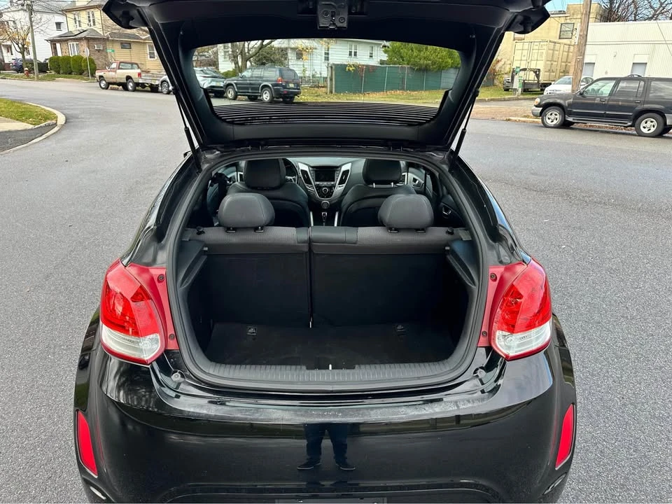 2014 Hyundai Veloster - Image 14 of 18