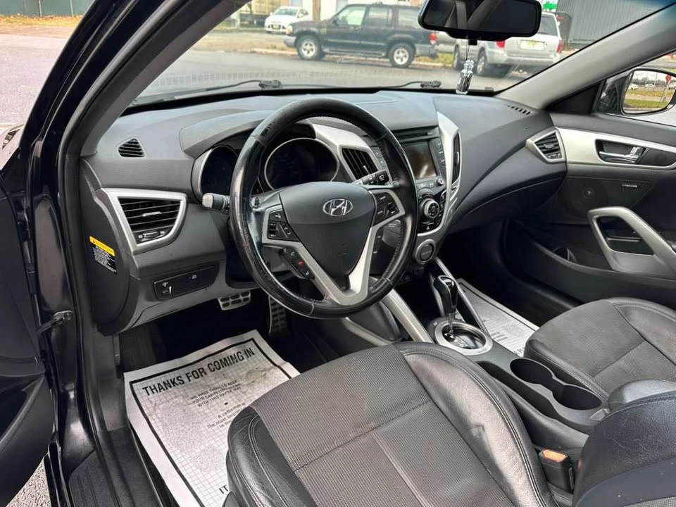 2014 Hyundai Veloster - Image 10 of 18