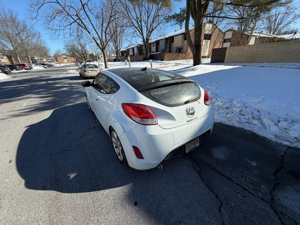 2014 Hyundai Veloster - Image 8 of 16