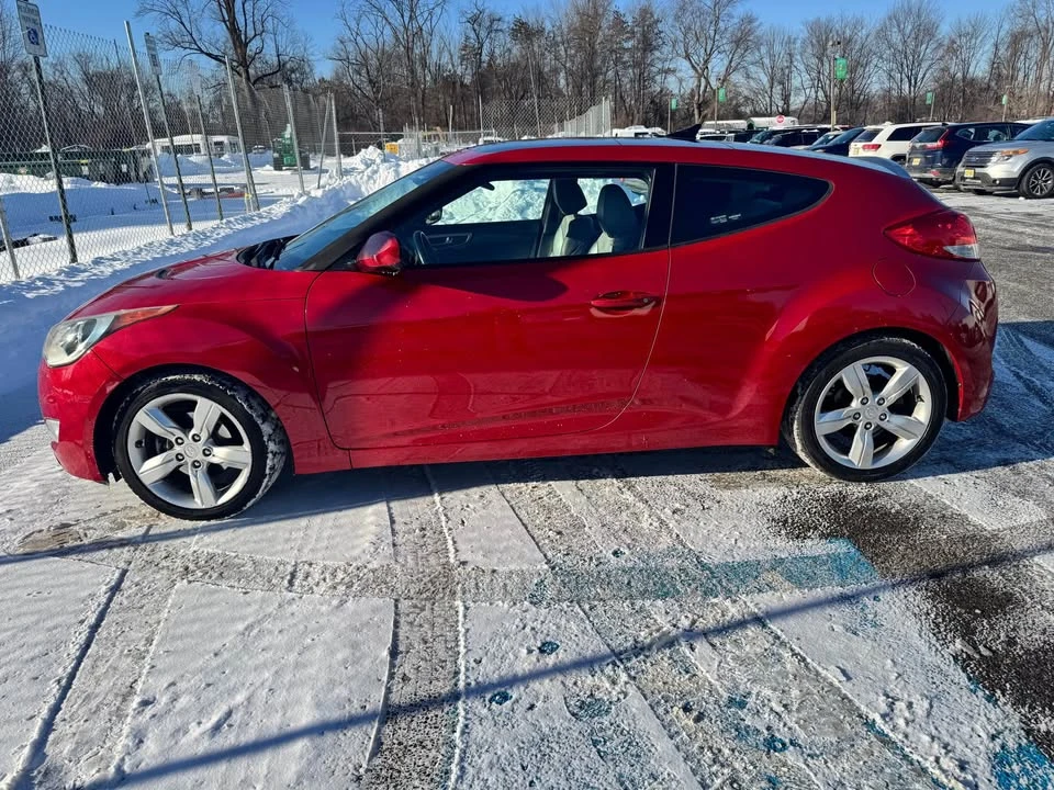 2014 Hyundai Veloster - Image 3 of 11