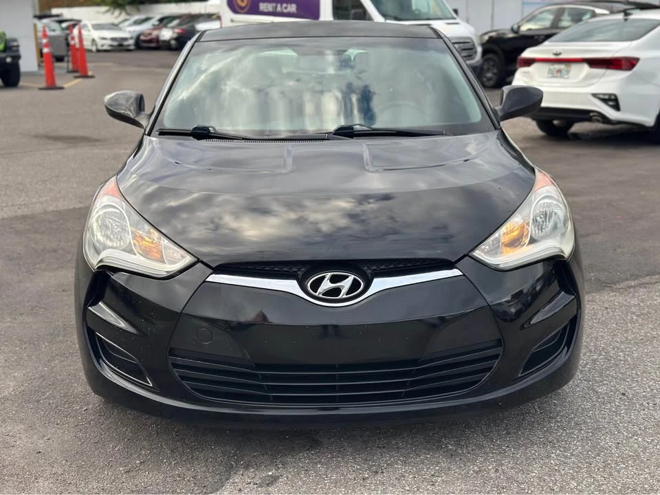 2014 Hyundai Veloster - Image 2 of 17