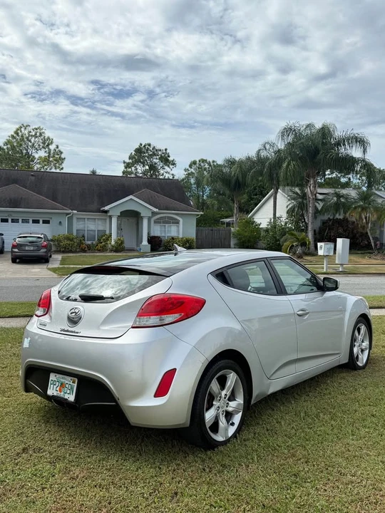 2014 Hyundai Veloster - Image 6 of 20