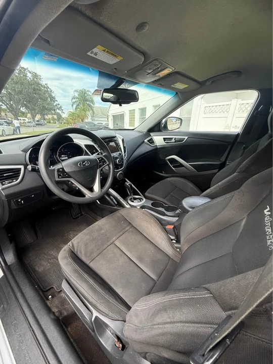 2014 Hyundai Veloster - Image 13 of 20