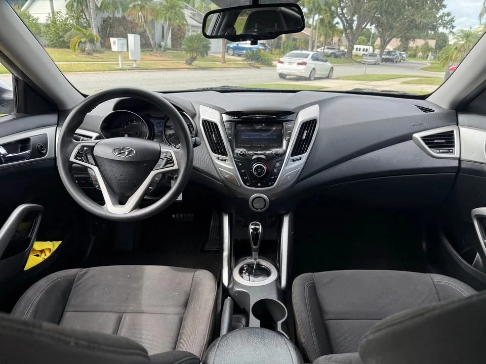 2014 Hyundai Veloster - Image 17 of 20