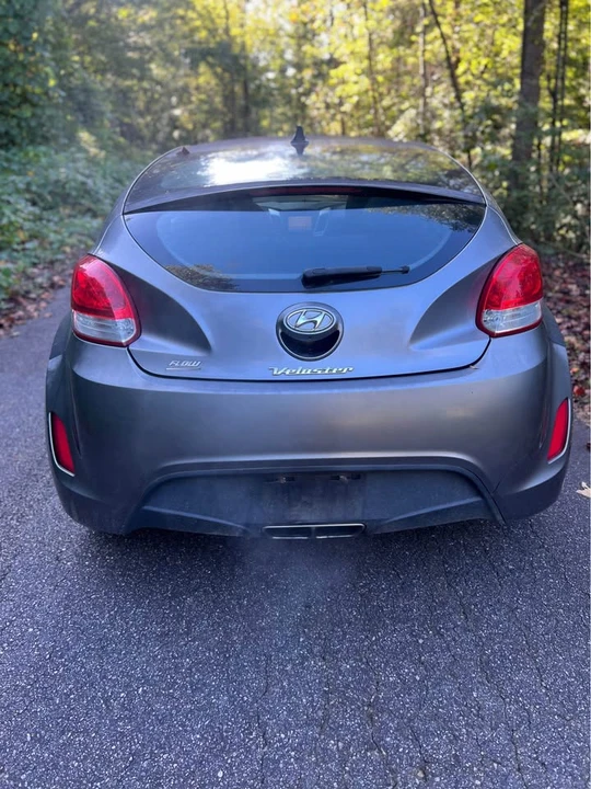 2014 Hyundai Veloster - Image 8 of 19