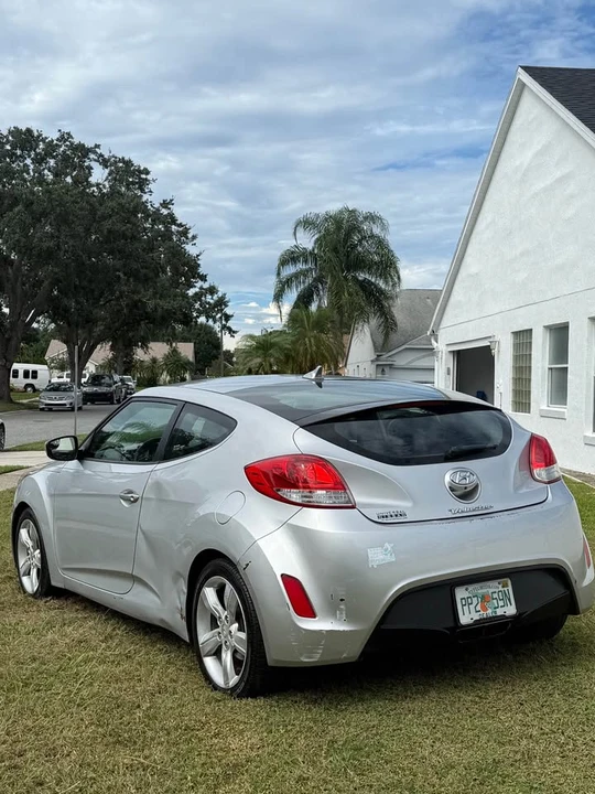 2014 Hyundai Veloster - Image 4 of 20