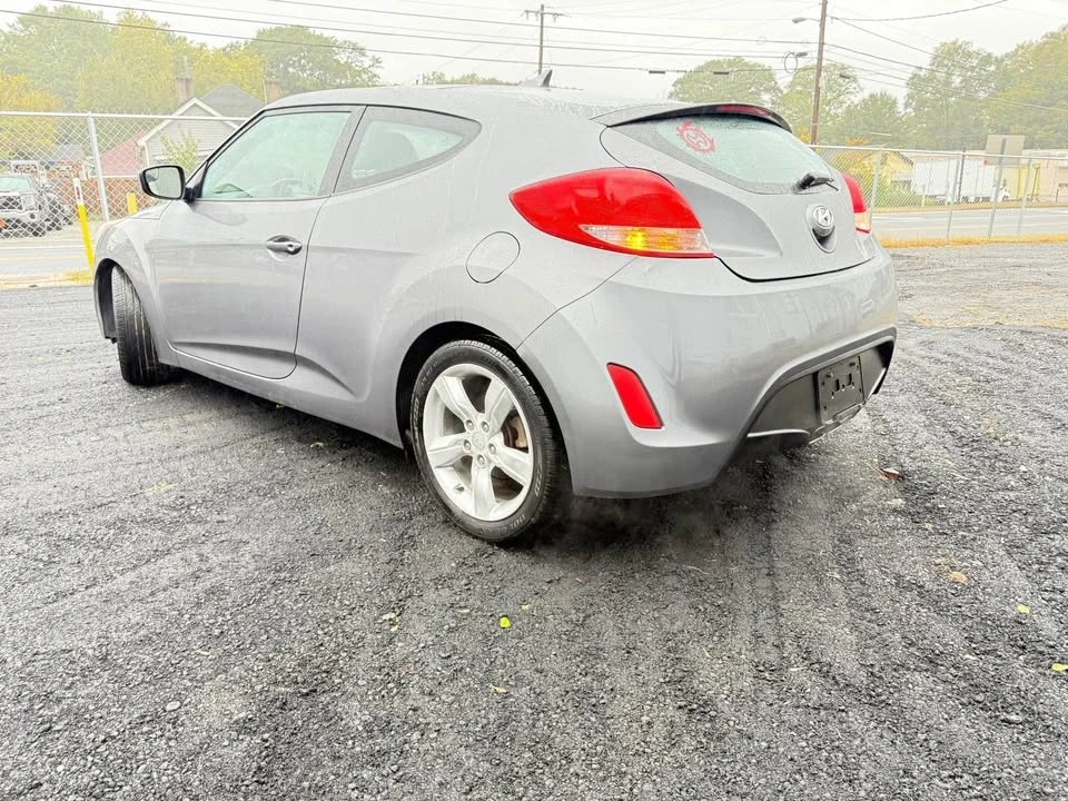 2014 Hyundai Veloster - Image 4 of 12