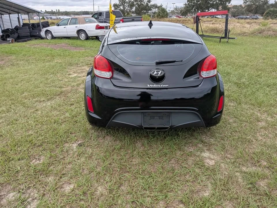 2014 Hyundai Veloster - Image 3 of 9