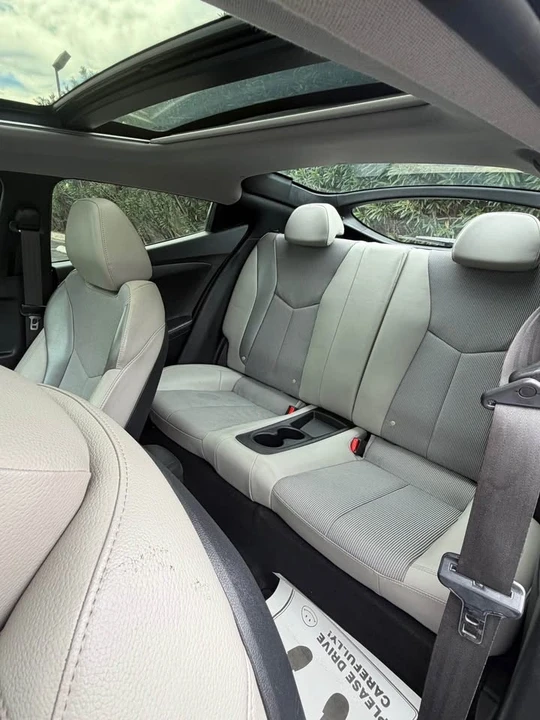 2014 Hyundai Veloster - Image 8 of 11