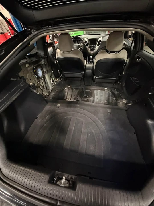 2014 Hyundai Veloster - Image 5 of 9