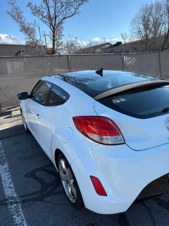 2014 Hyundai Veloster - Image 3 of 5