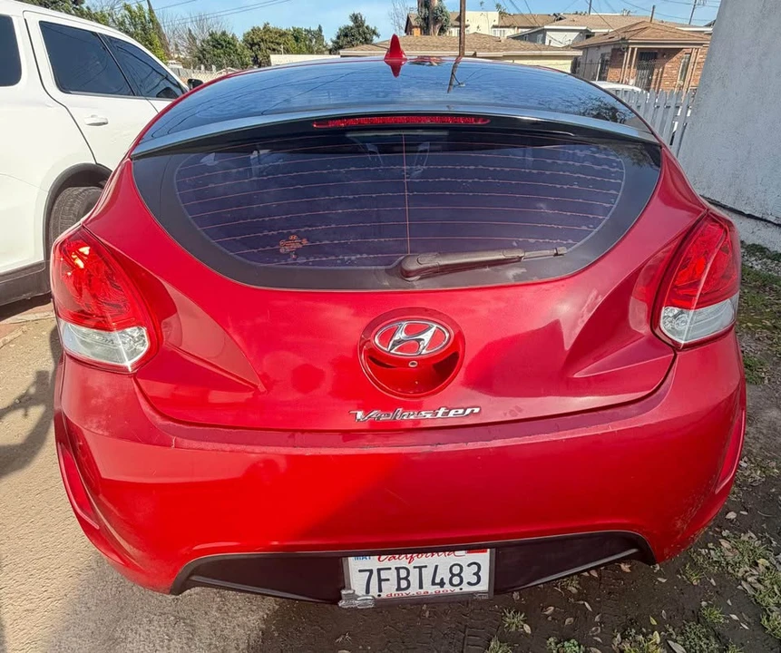 2014 Hyundai Veloster - Image 12 of 12