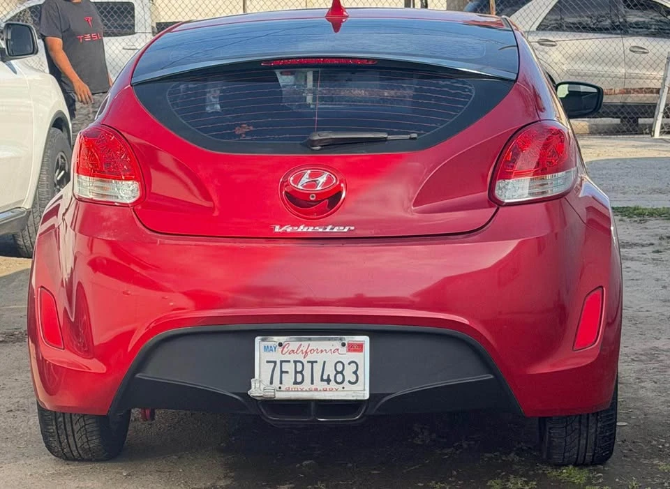 2014 Hyundai Veloster - Image 6 of 12