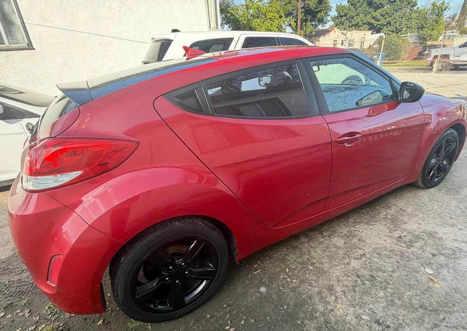 2014 Hyundai Veloster - Image 4 of 12