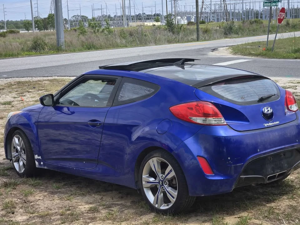 2014 Hyundai Veloster - Image 3 of 6