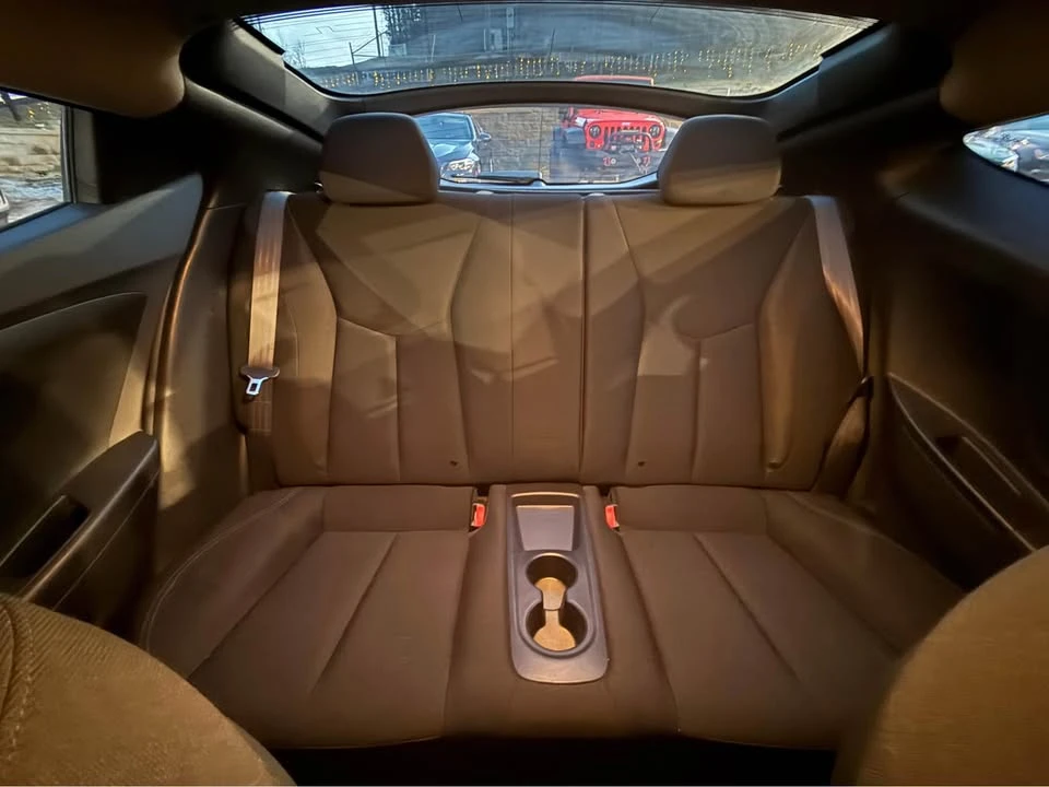 2014 Hyundai Veloster - Image 11 of 14