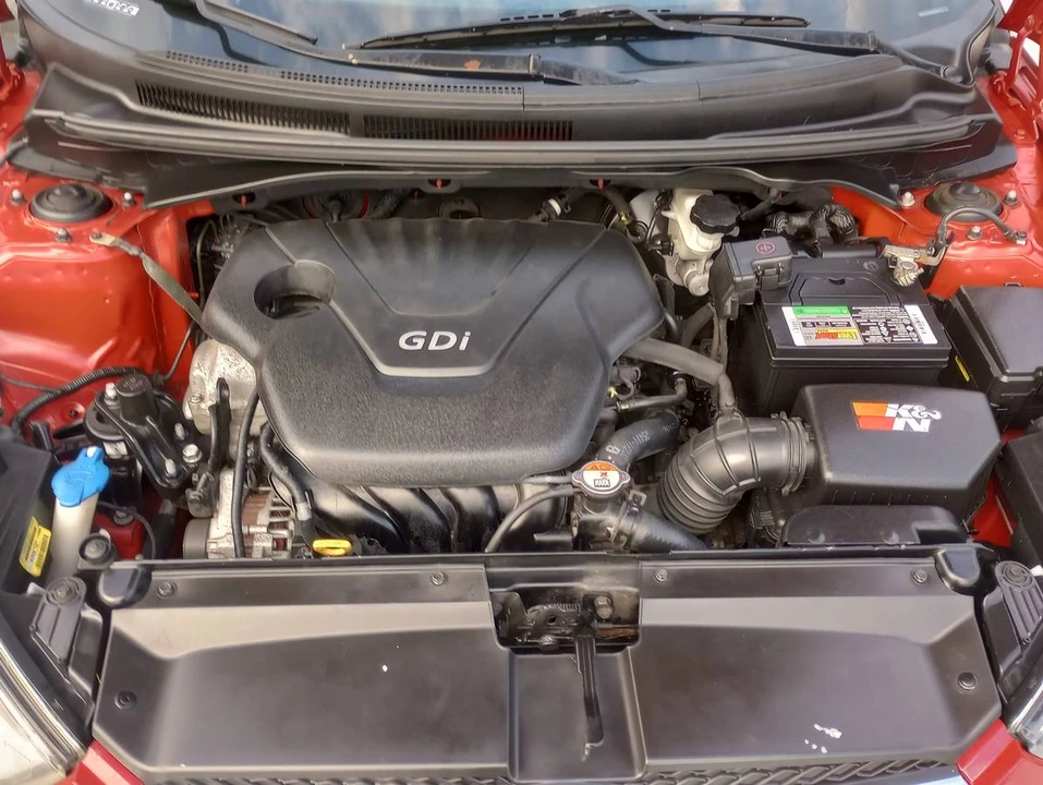 2014 Hyundai Veloster - Image 3 of 10