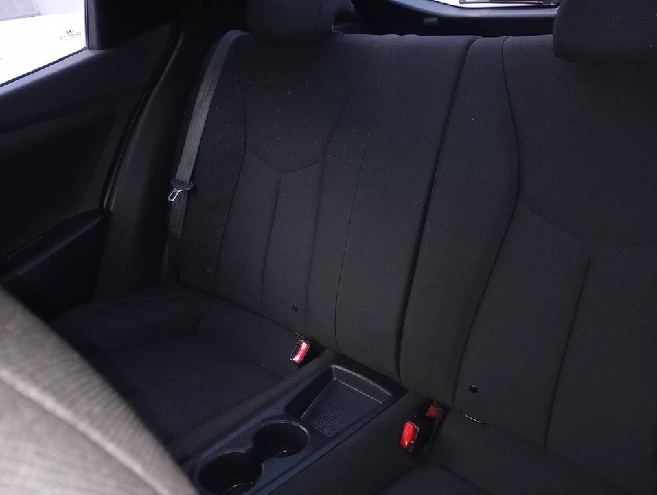2014 Hyundai Veloster - Image 4 of 10
