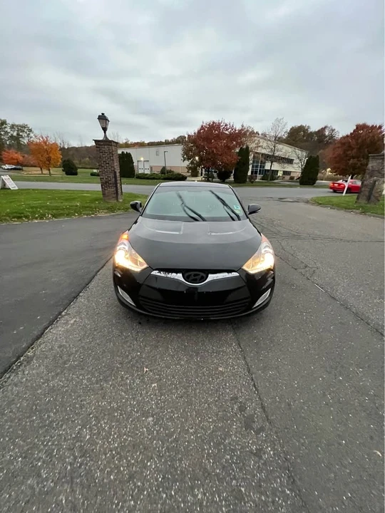 2014 Hyundai Veloster - Image 3 of 9