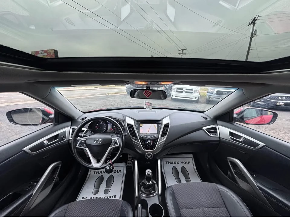 2014 Hyundai Veloster - Image 10 of 14