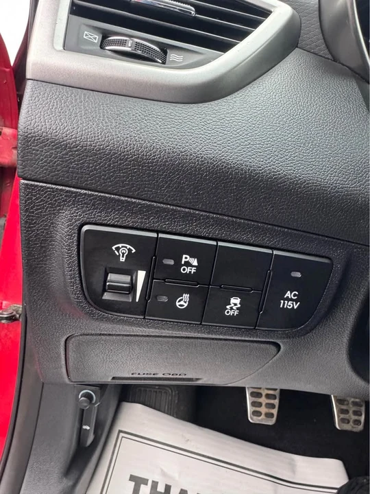 2014 Hyundai Veloster - Image 13 of 14